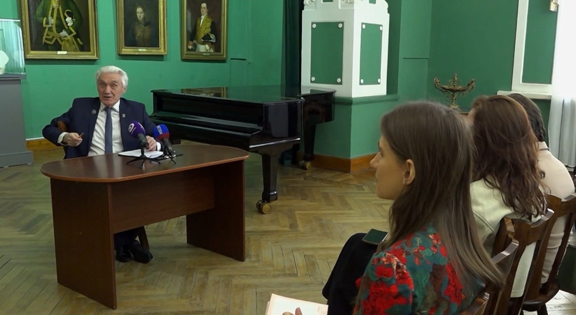 Десять лет во главе Пензенской картинной галереи: Кирилл Застрожный подвел итоги работы